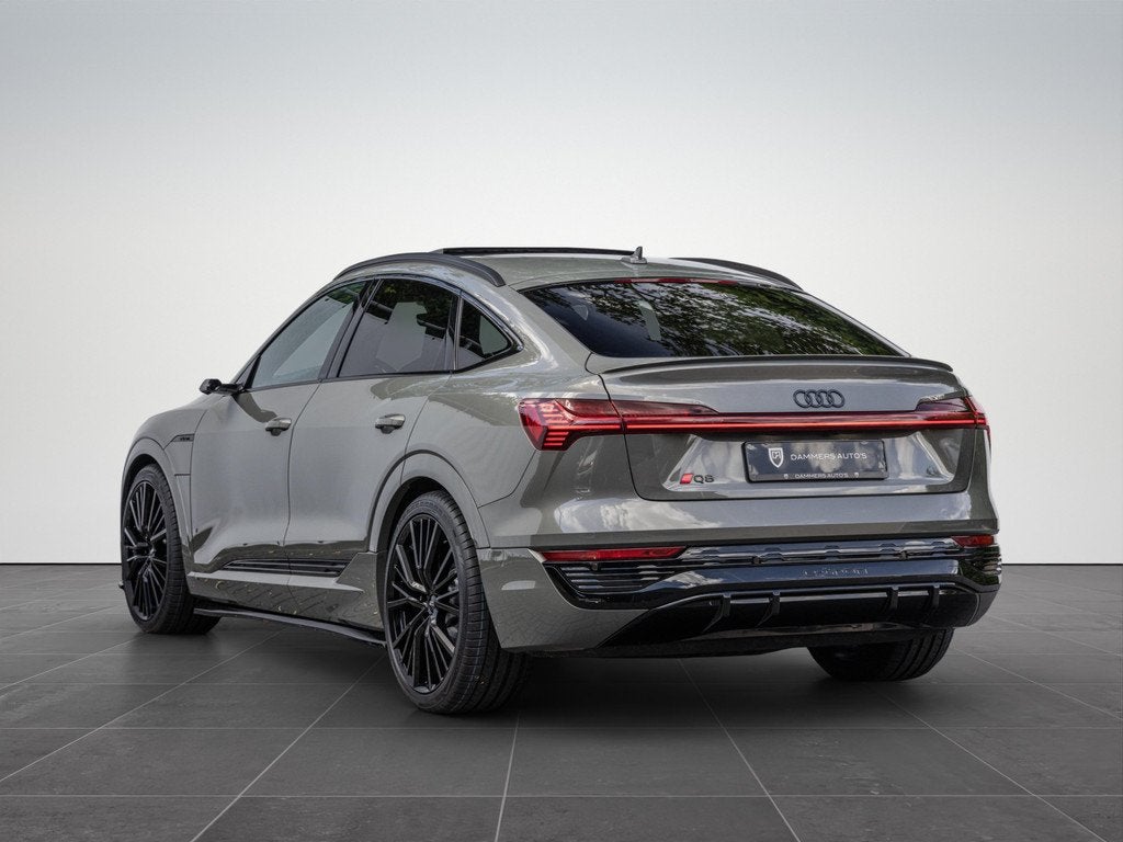 Audi Q8 Sportback e-tron 55 Quattro 408pk 115 kWh S-Line S-s, Auto's, Audi, Automaat, Gebruikt, Leder, Vierwielaandrijving