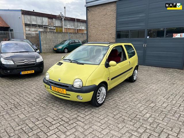 Renault Twingo 1.2-16V Hélios met 119.000Km NAP, Voorwielaandrijving, 4 cilinders, 4 stoelen, Handgeschakeld