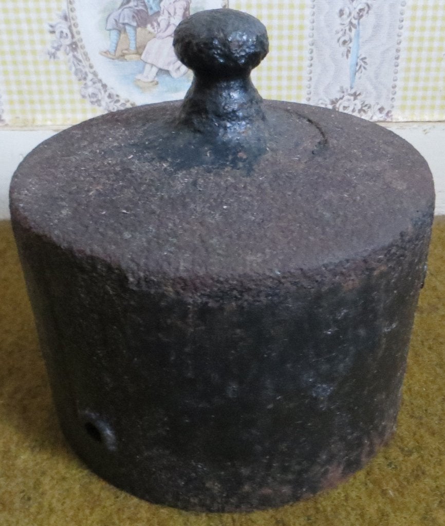 Zware ijzeren kap voor op een dikke houten paal. Paalkap, Ophalen, Gebruikt, 100 tot 250 mm, Overige typen