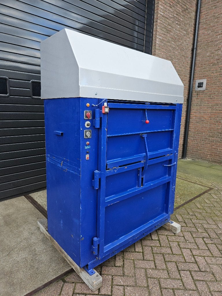 Strautmann balenpers papierpers afvalpers, Ophalen of Verzenden, Gebruikt