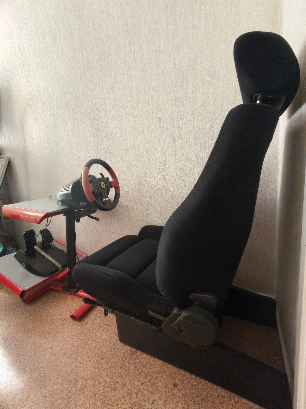 Ferrari style racestuur T-150 + racestoel en stuurhouder, Ophalen, Gebruikt