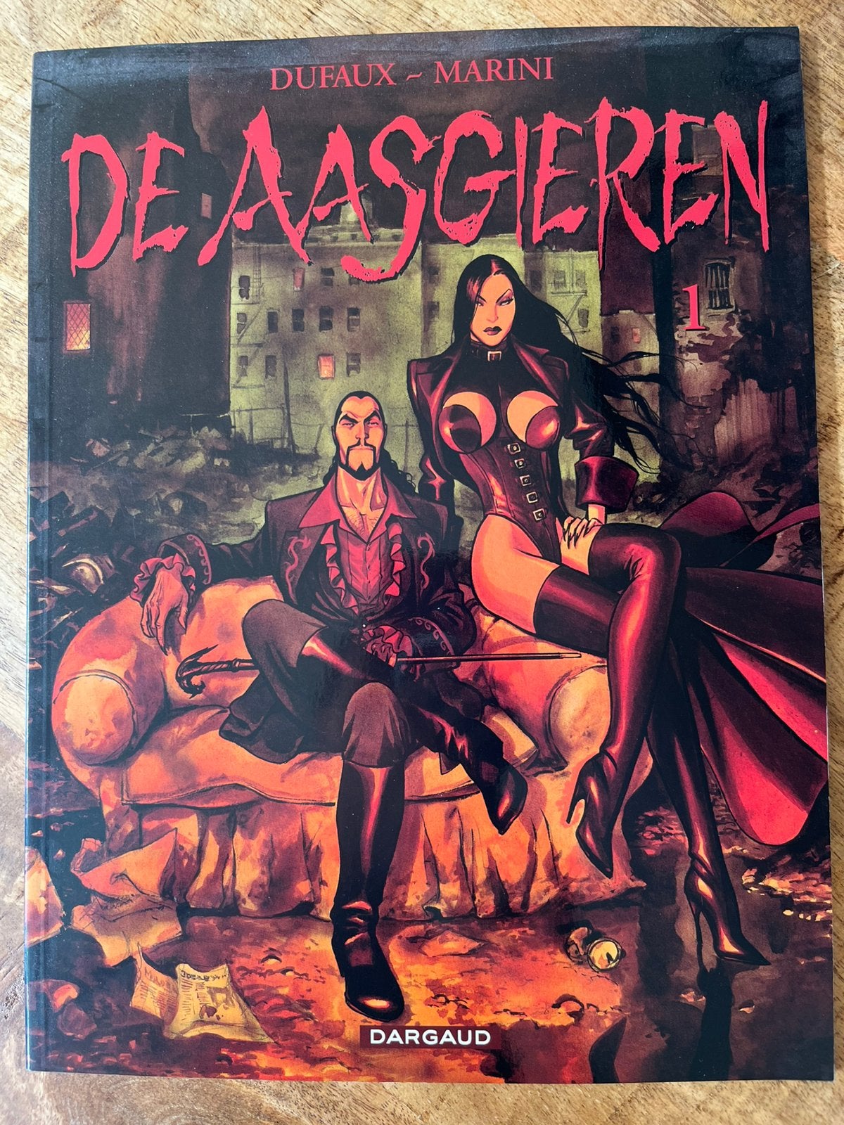 De Aasgieren 1 - Dufaux~Marini, Eén stripboek, Ophalen of Verzenden, Zo goed als nieuw