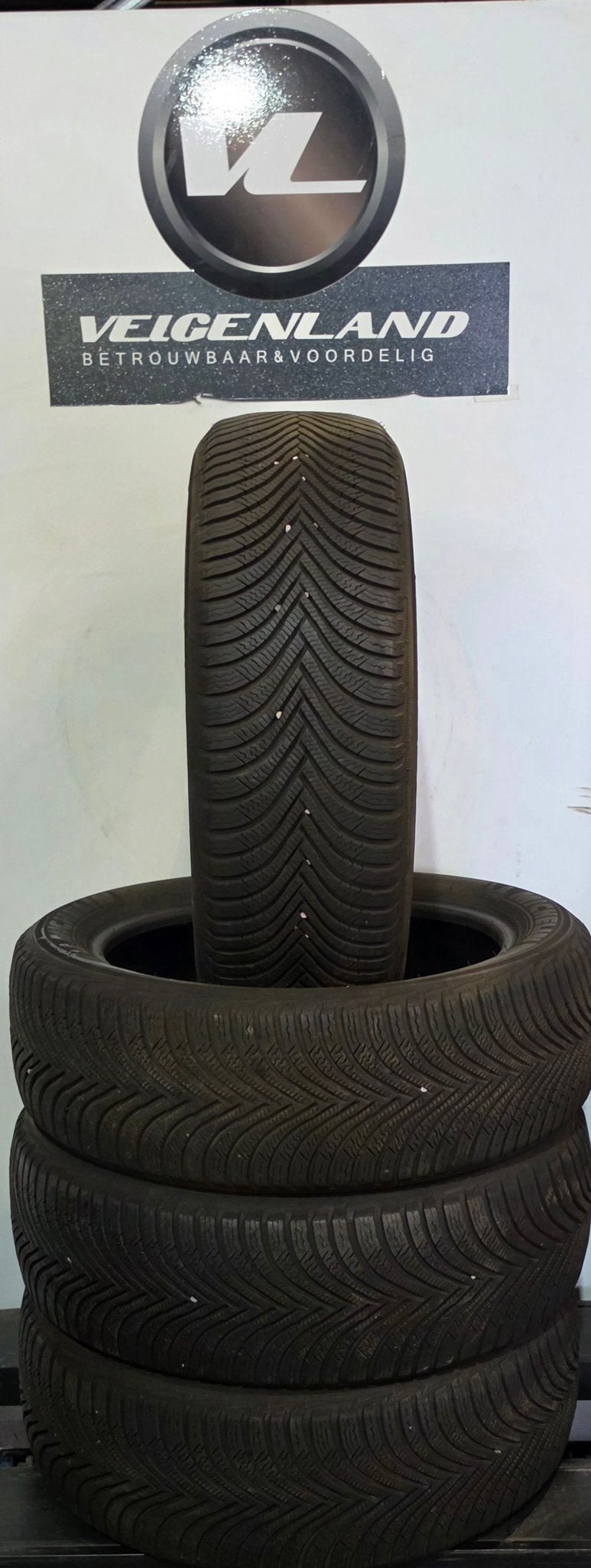 Michelin Alpin A5 205-55-19  2055519  205/55R19, 19 inch, Gebruikt, -, -