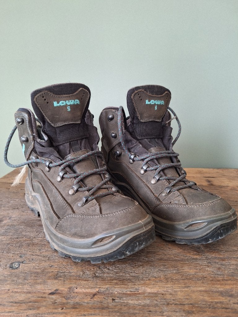 Lowa dames wandelschoenen maat 41, Ophalen, Zo goed als nieuw, Schoenen