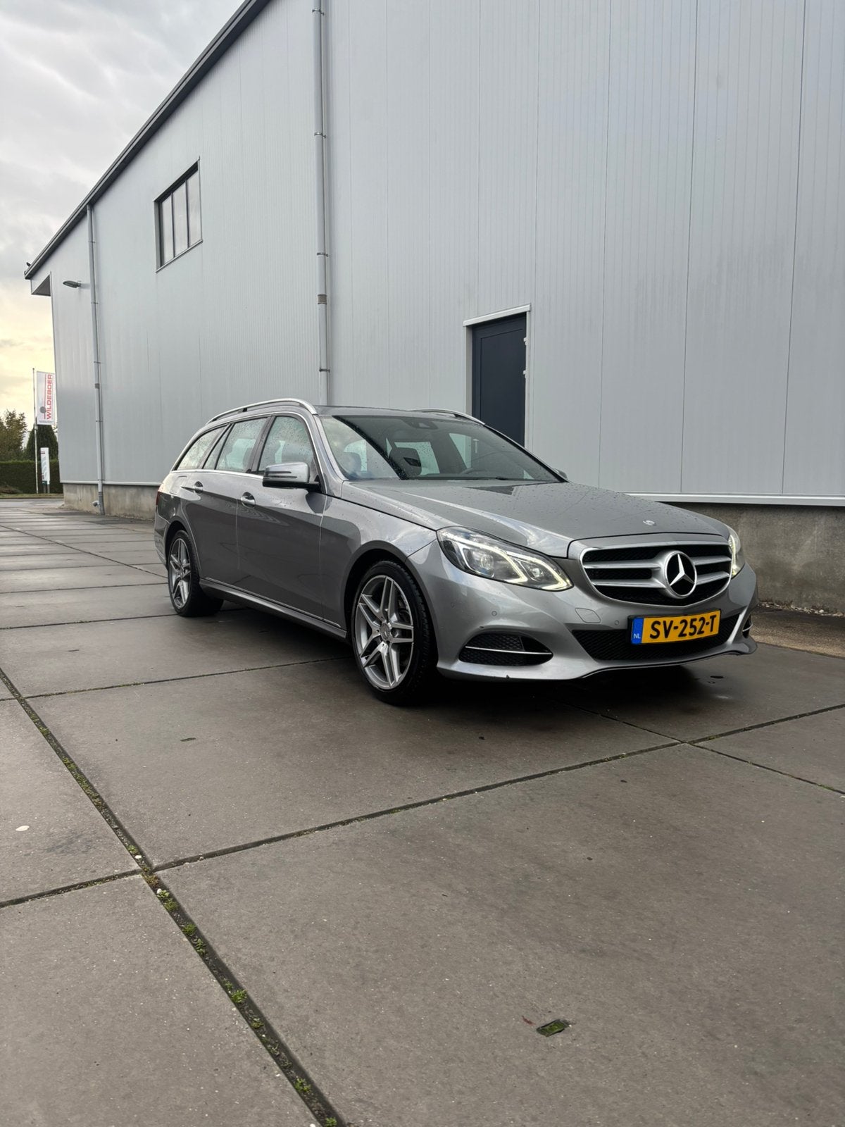 Mercedes-Benz E-Klasse E300 Bluetec 231pk 9G-TRONIC 2014, Automaat, Achterwielaandrijving, 2987 cc, Diesel