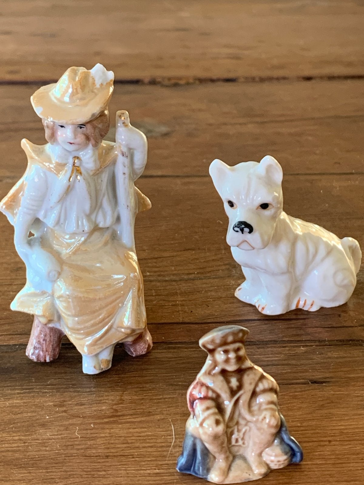 Vintage porseleinen beeldjes: herder, hond, vrouw, Ophalen, Gebruikt