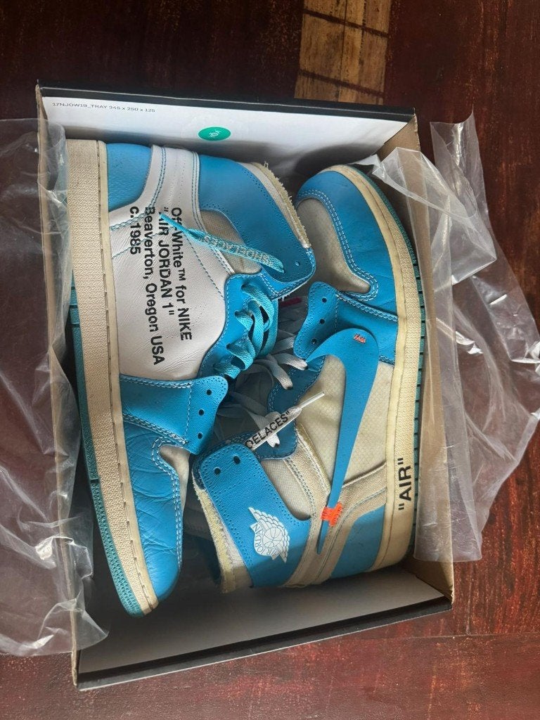 Off-White x Air Jordan 1 UNC maat 48,5 origineel + doos, Ophalen, Off-White, Blauw, Sneakers of Gympen