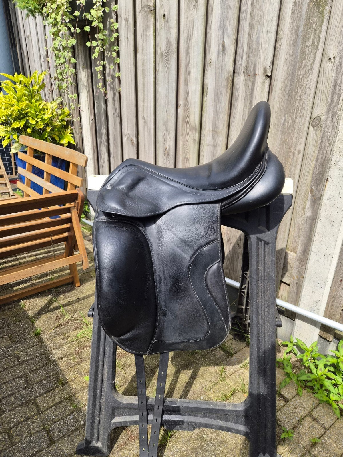 Kingsley d4 17.5" m, Dieren en Toebehoren, Ophalen of Verzenden, Zo goed als nieuw, Dressuur