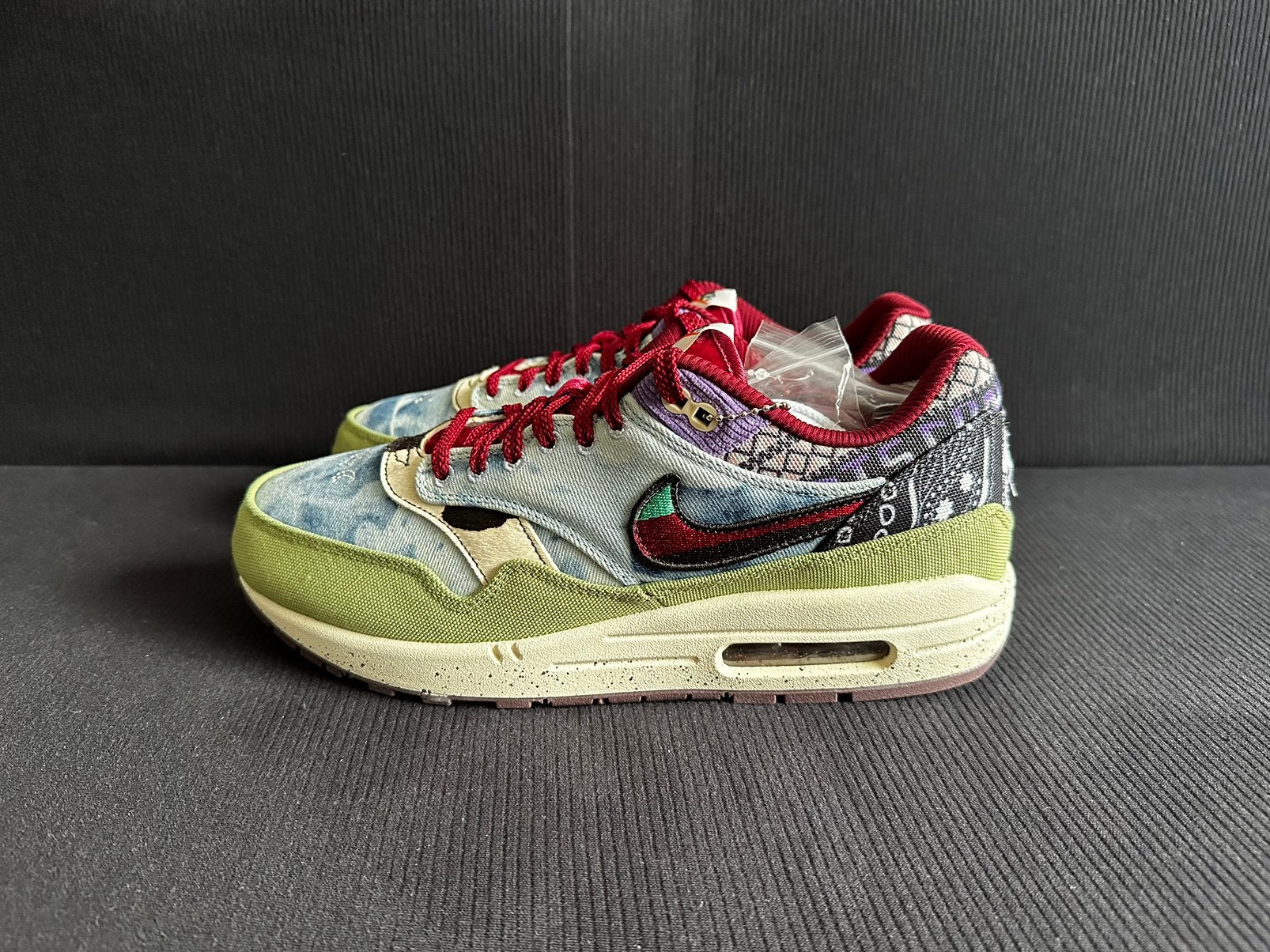 Concepts x Nike Air Max 1 / “Mellow” / Maat 44, Kleding | Heren, Schoenen, Overige kleuren, Nieuw, Ophalen of Verzenden, Sneakers of Gympen