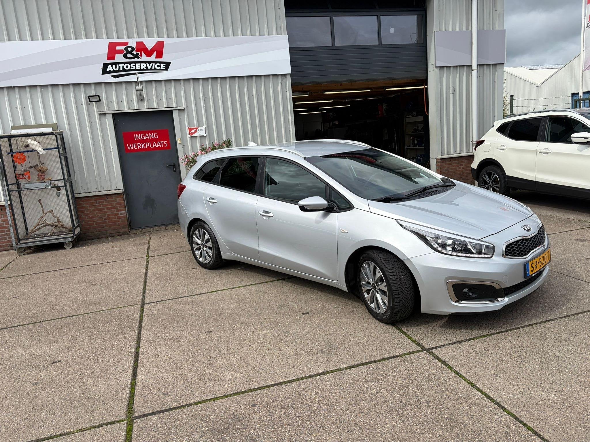 Kia cee'd Sportswagon 1.0 T-GDi Design Edition Clima, cruise, Voorwielaandrijving, Stof, Gebruikt, Euro 6