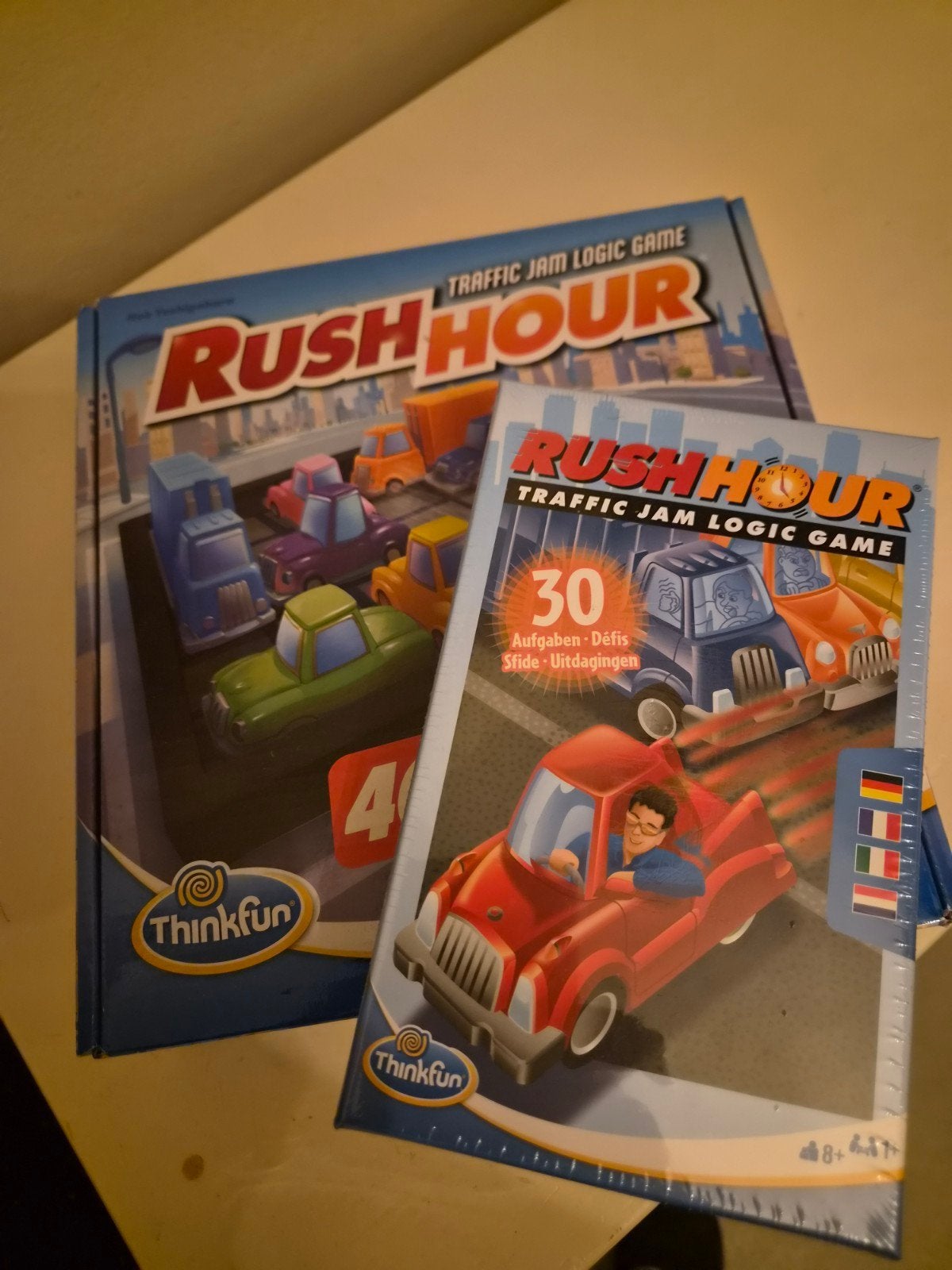 Rush Hour Traffic Jam Logic Game - Denkspel van Thinkfun, Ophalen, Een of twee spelers, Nieuw, Thinkfun