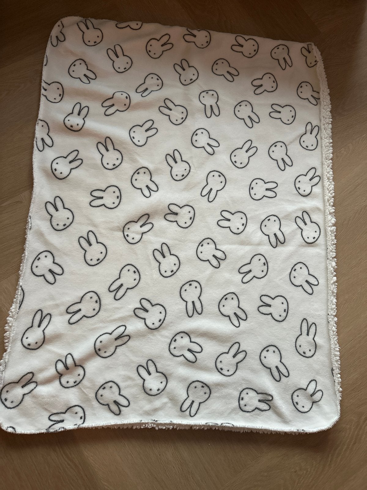 Nijntje Dekentje - Zacht en Warm voor Baby's, Ophalen of Verzenden, Zo goed als nieuw, Nijntje, Wit