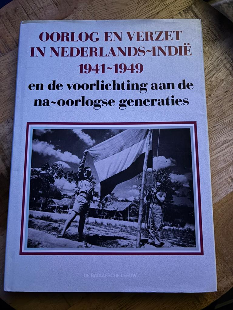 Oorlog en verzet in Nederlands-Indië 1941-1949, Boeken, Ophalen of Verzenden, Gelezen