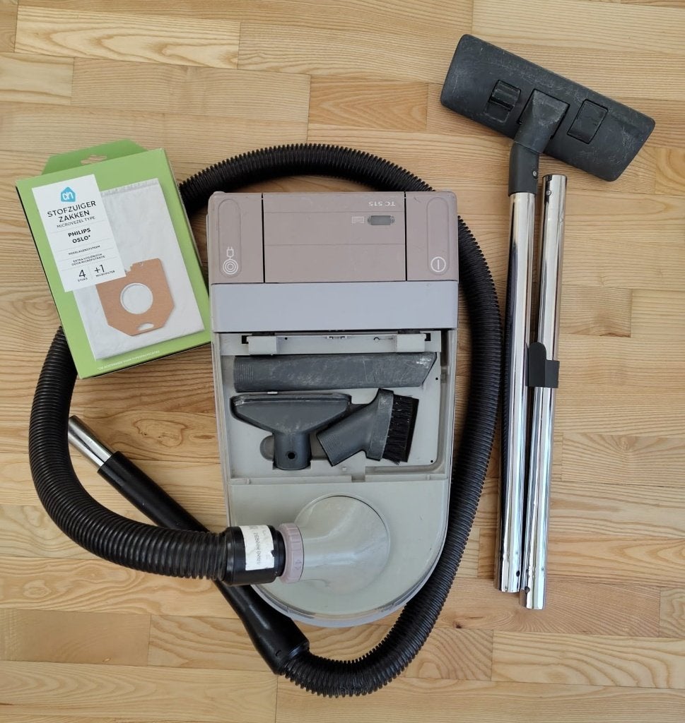 Stofzuiger Philips TC515/A incl. 3 hulpstukken, Stofzak, Gebruikt, Philips, Minder dan 1200 watt