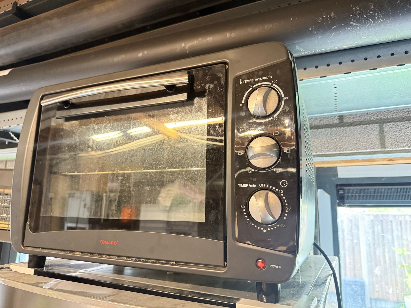 Tomado Oven 35 liter - Compacte en veelzijdige mini-oven, Ophalen, Minder dan 45 cm, Mini-oven, Gebruikt
