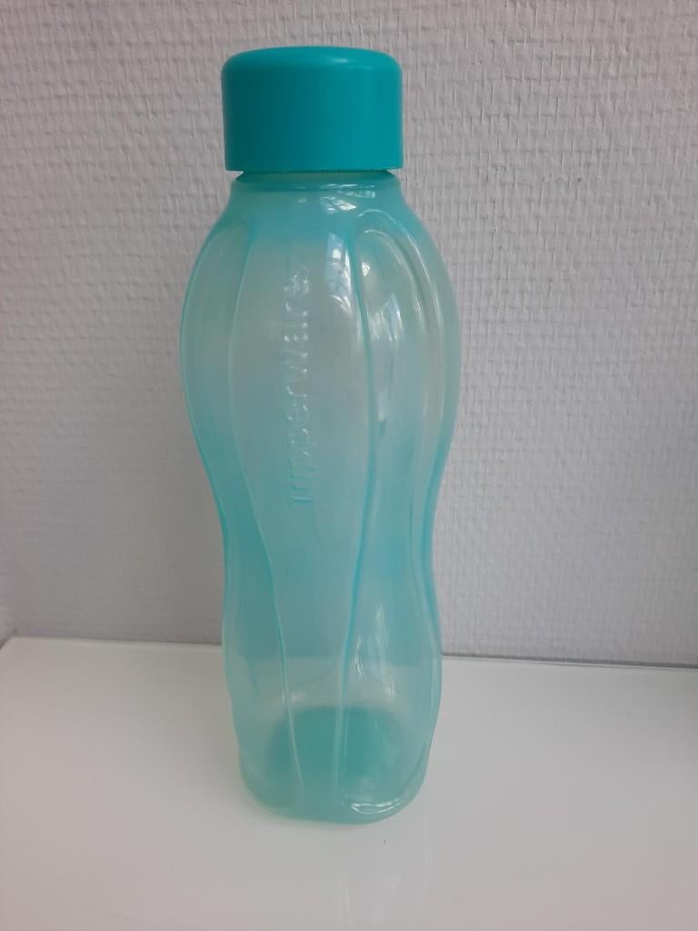 Tupperware eco drink fles 750 ml Blauw Bidon, Huis en Inrichting, Keuken | Tupperware, Ophalen of Verzenden, Nieuw, Blauw, Overige typen