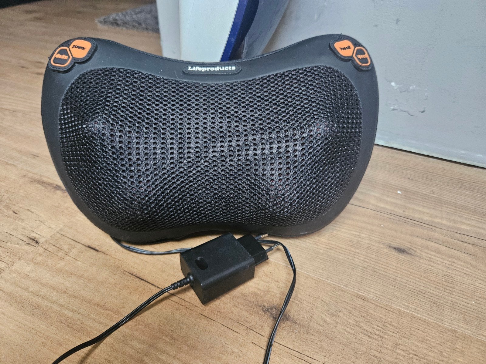 Draadloos Shiatsu Nekmassage Apparaat met Warmte, Ophalen, Zo goed als nieuw, Apparaat