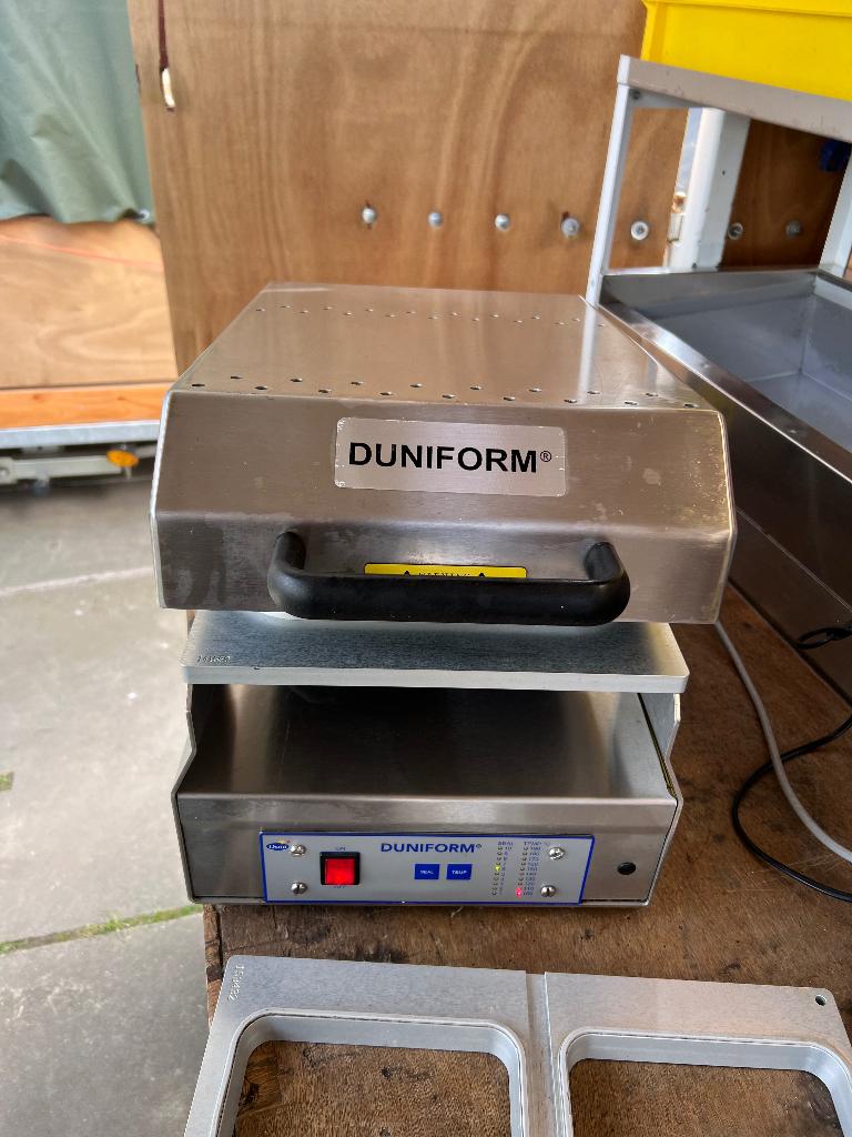 Duniform DF25 - In goede staat! Topsealmachine, Zakelijke goederen, Horeca | Keukenapparatuur, Ophalen