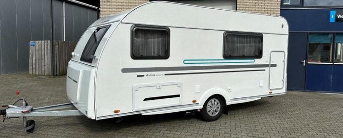 Adria Aviva 462 PK uit 2018 - Uniek, compleet en gezellig!, Treinzit, Particulier, Adria, 5 tot 6 meter