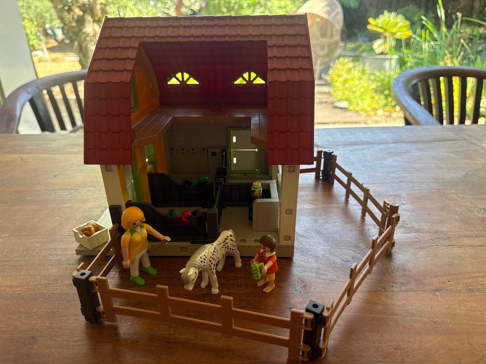 Playmobil Paardenstal met figuren en accessoires, Ophalen, Gebruikt
