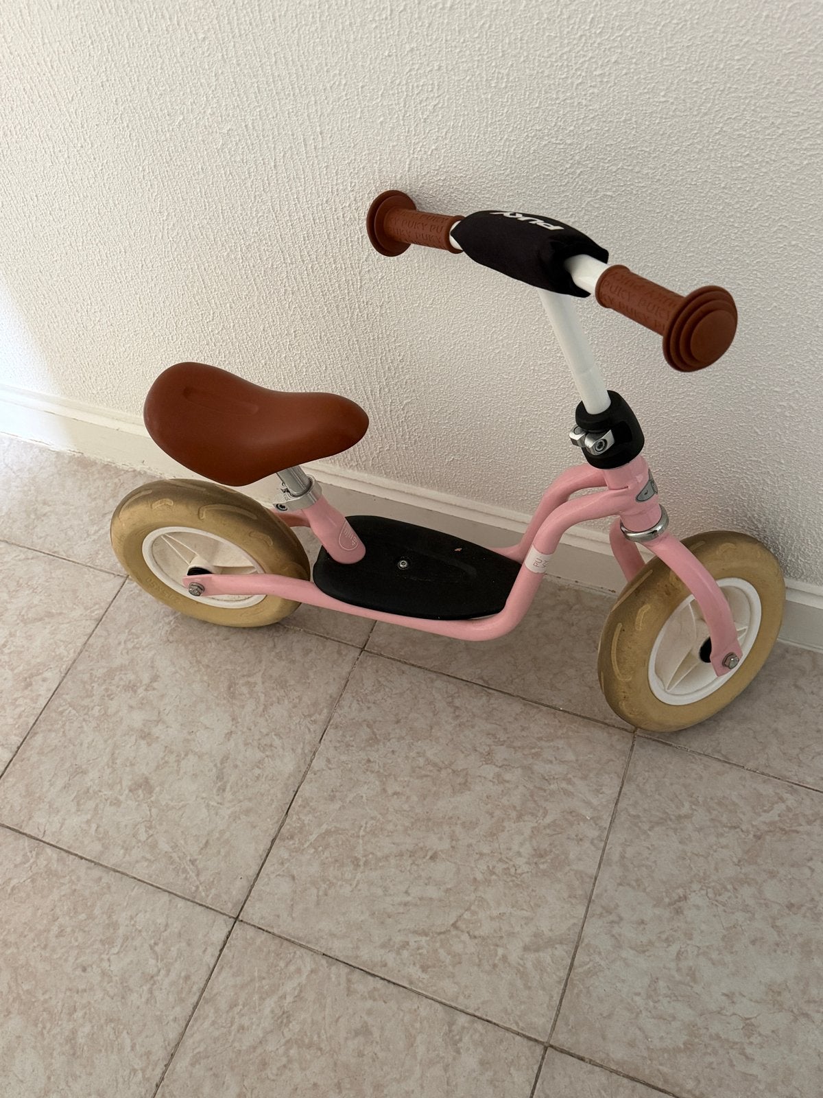Roze Puky loopfiets voor kinderen, Ophalen of Verzenden, Gebruikt, Minder dan 16 inch