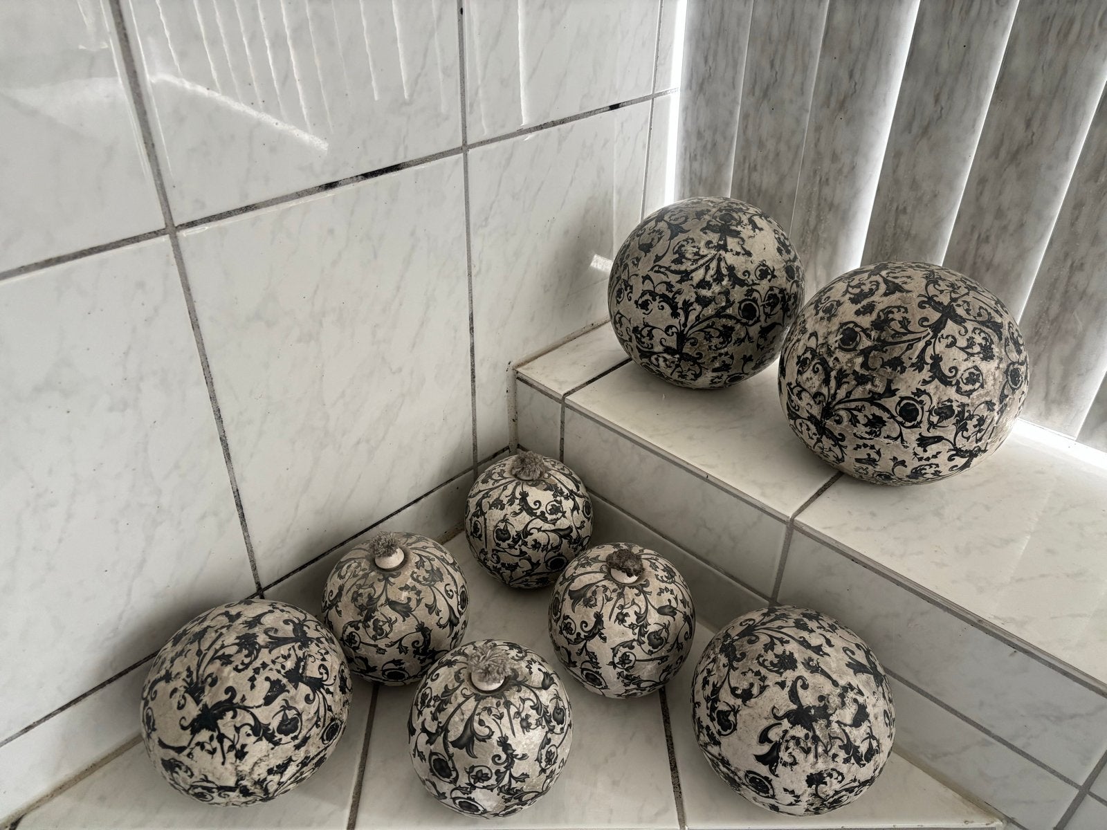 Decoratieve ballen + 4 olielampen set van 8, Huis en Inrichting, Ophalen, Meerkleurig, Kunststof, Klassiek