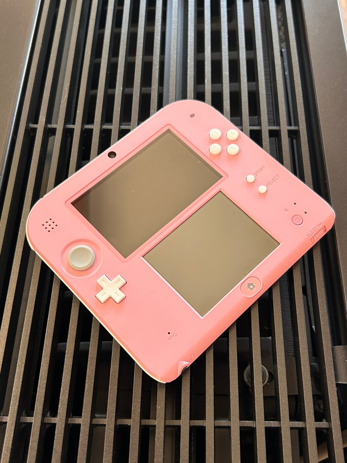 Nintendo 2DS in zeer goede staat, compleet!, Ophalen of Verzenden, Zo goed als nieuw, Sport, 3 spelers of meer