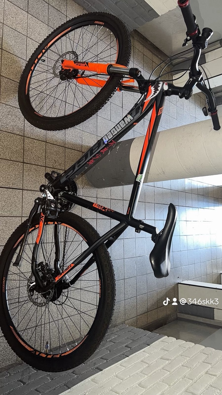 Een moutainbike maat 27,5x2,1 versnellingen 7x3, Ophalen, Zo goed als nieuw, Overige merken