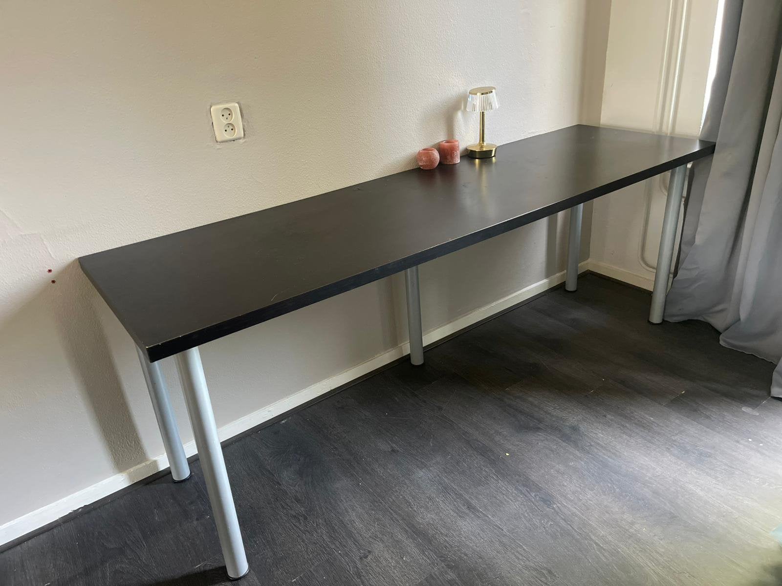 Bureau tafel, Ophalen, Zo goed als nieuw