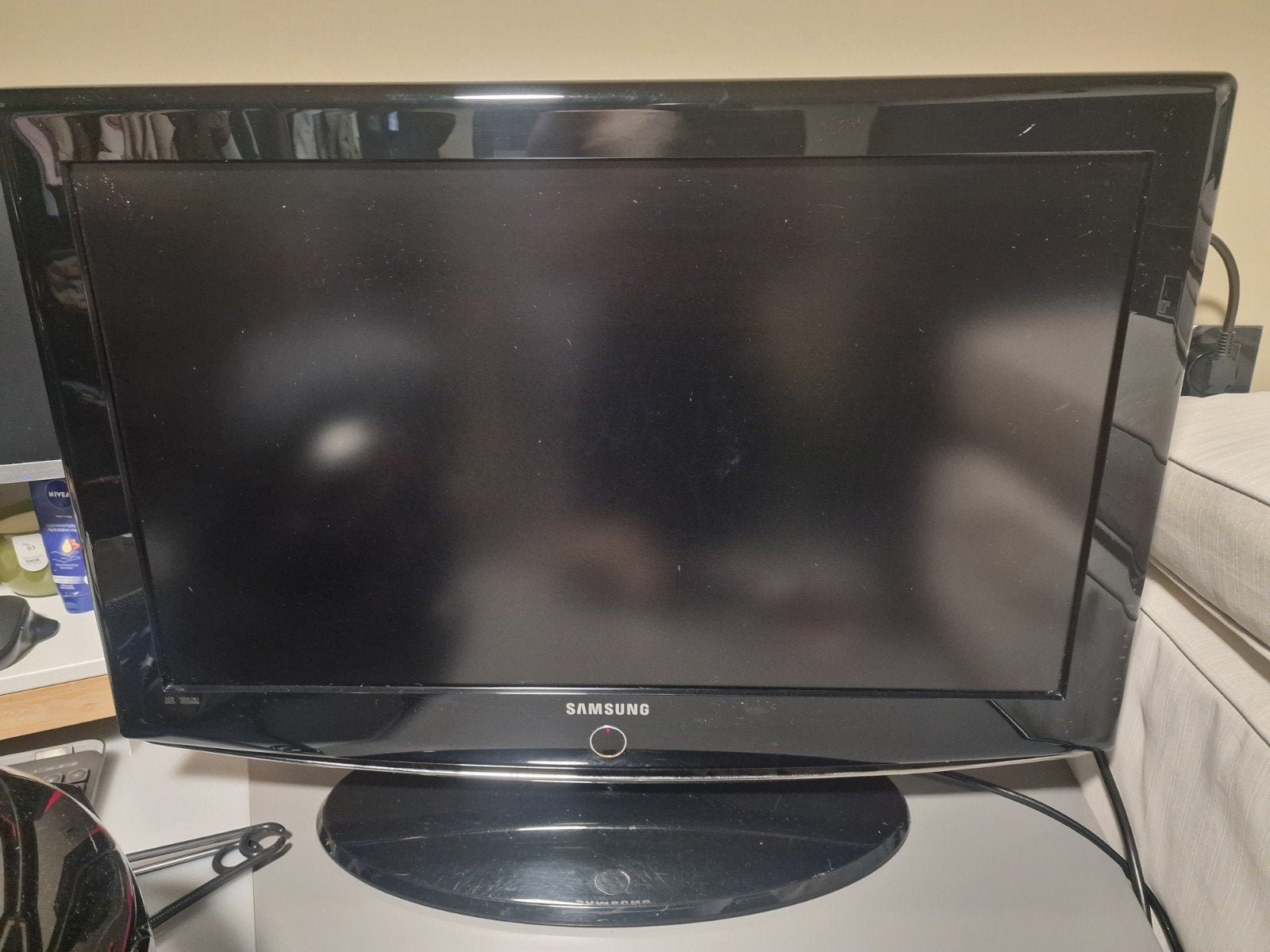 Samsung LE32R82B LCD TV - 81 cm (32 inch), Ophalen, Gebruikt, 50 Hz, 80 tot 100 cm
