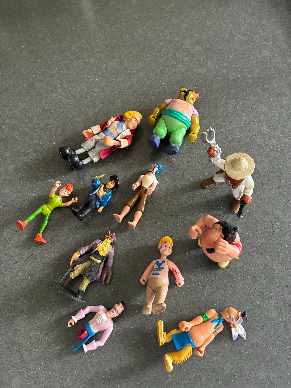 Grote doos Peter Pan Disney speelgoed - Eiland, schip & figu, Ophalen, Gebruikt