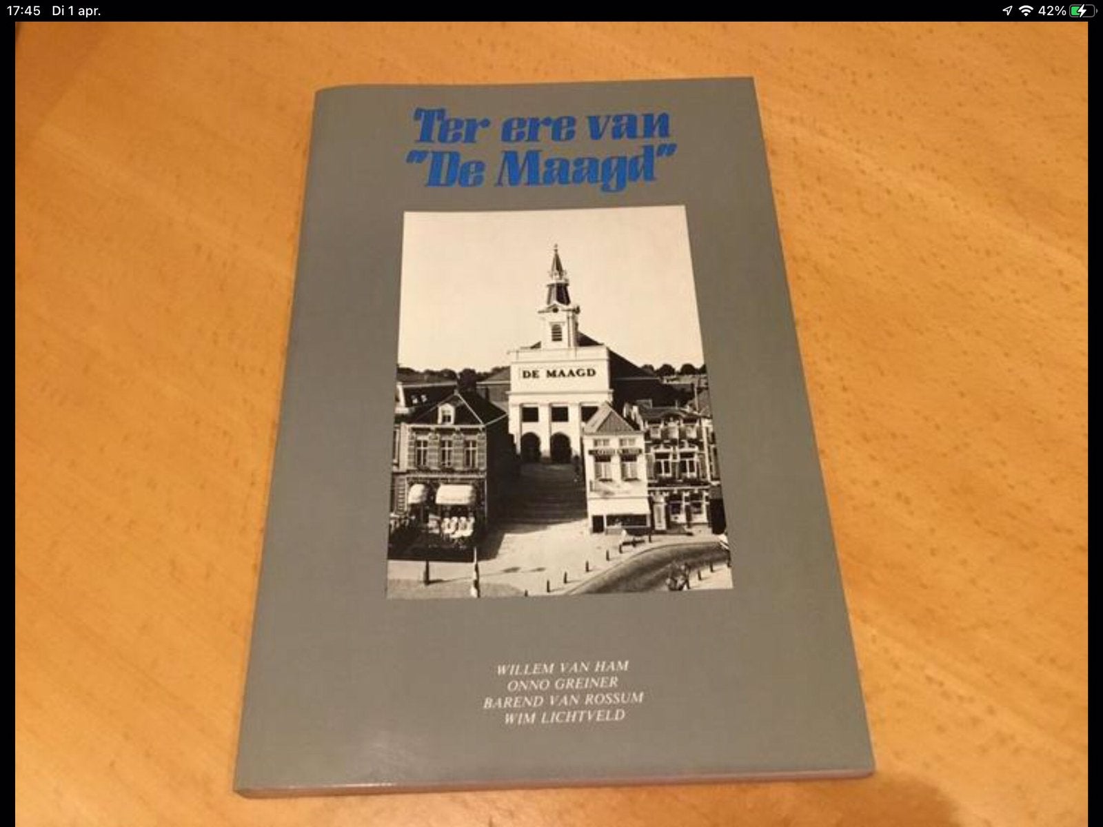Ter ere van “De Maagd”, Ophalen of Verzenden, Zo goed als nieuw, Architecten