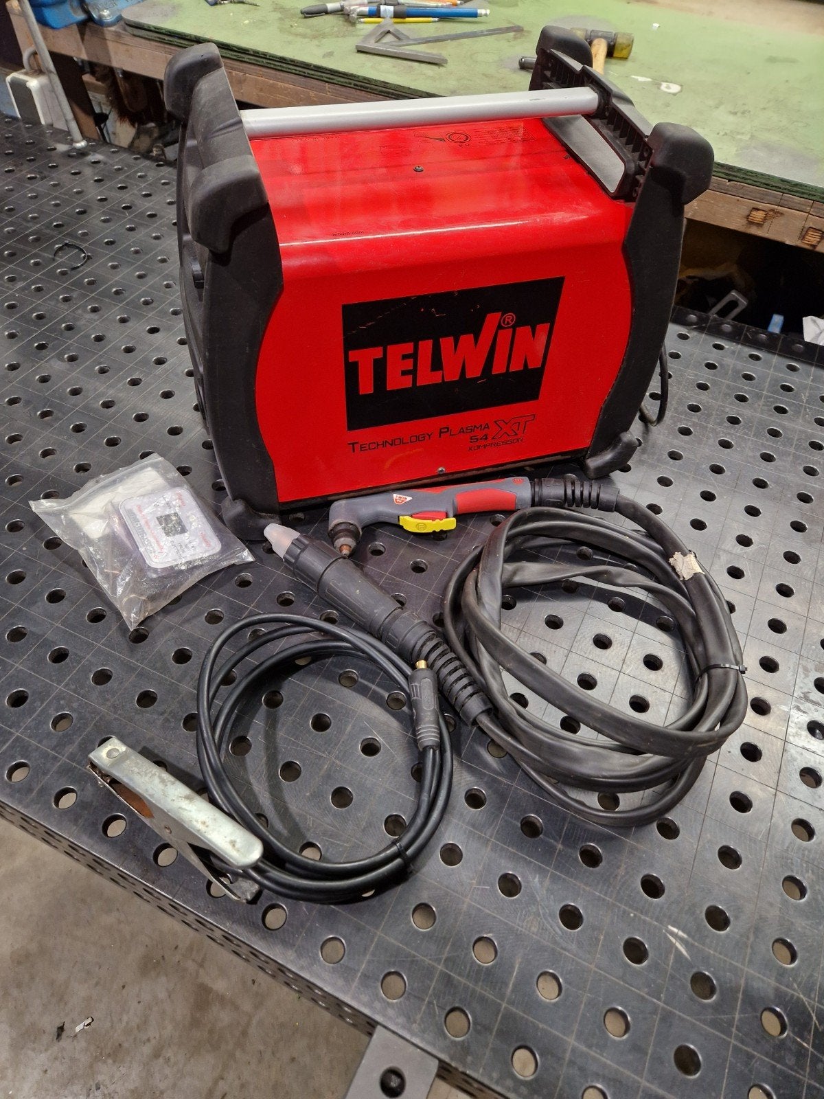Telwin Plasma Snijder 54 XT met ingebouwde compressor, Ophalen of Verzenden