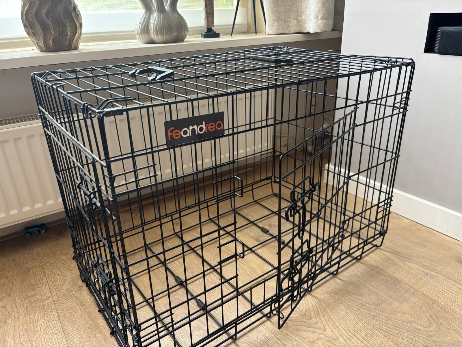 Feandrea bench met 2 deuren, Dieren en Toebehoren, Ophalen, Gebruikt