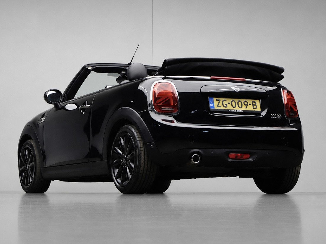 Mini Cabrio 1.5 Cooper Chili Sport (CABRIO,NAVI,CAMERA,STOEL, 136 pk, Gebruikt, Euro 6, Cabriolet