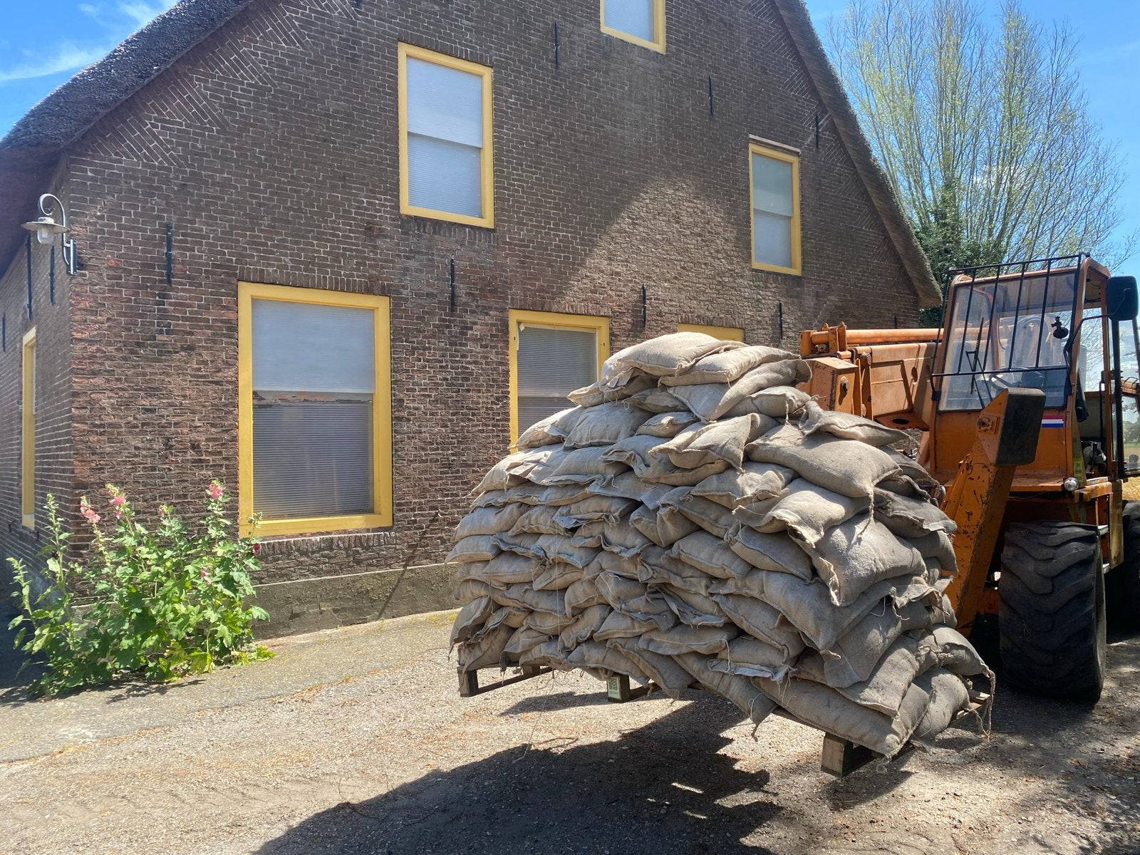 Jute zaken met perlite perliet, Ophalen, Potgrond