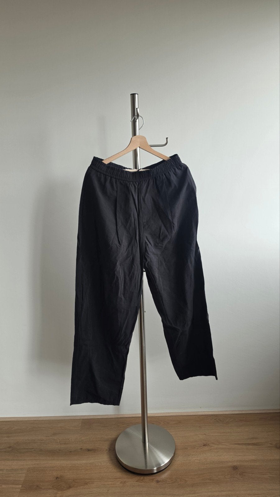 Bershka pants size M, Ophalen, Maat 48/50 (M), Zwart, Zo goed als nieuw