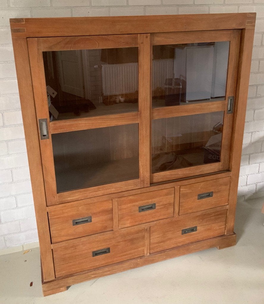 Buffetkast/meidenkast met vitrine, Ophalen, Gebruikt, Eikenhout, 150 tot 200 cm