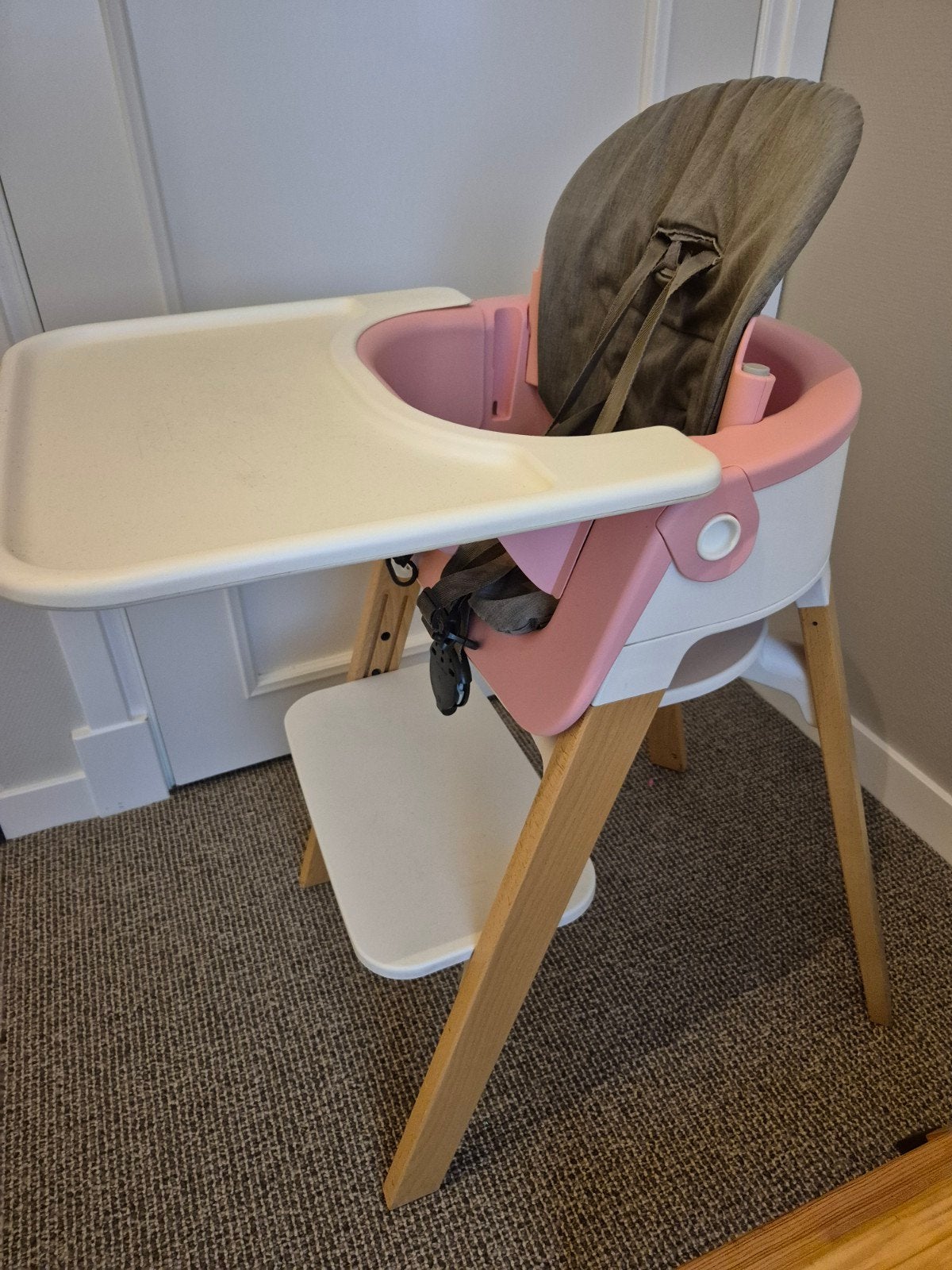 Stokke Steps meegroeistoel met Baby Set, bekleding + eetblad, Ophalen, Gebruikt, Meegroeistoel, Afneembaar eetblad