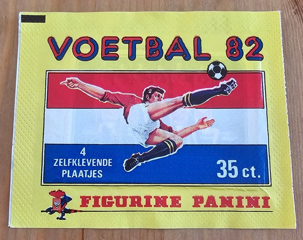 1982 Panini Voetbal 82 Gesloten Zakje/Pakje Zeldzaam!, Hobby en Vrije tijd, Stickers en Plaatjes, Verzenden, Zo goed als nieuw
