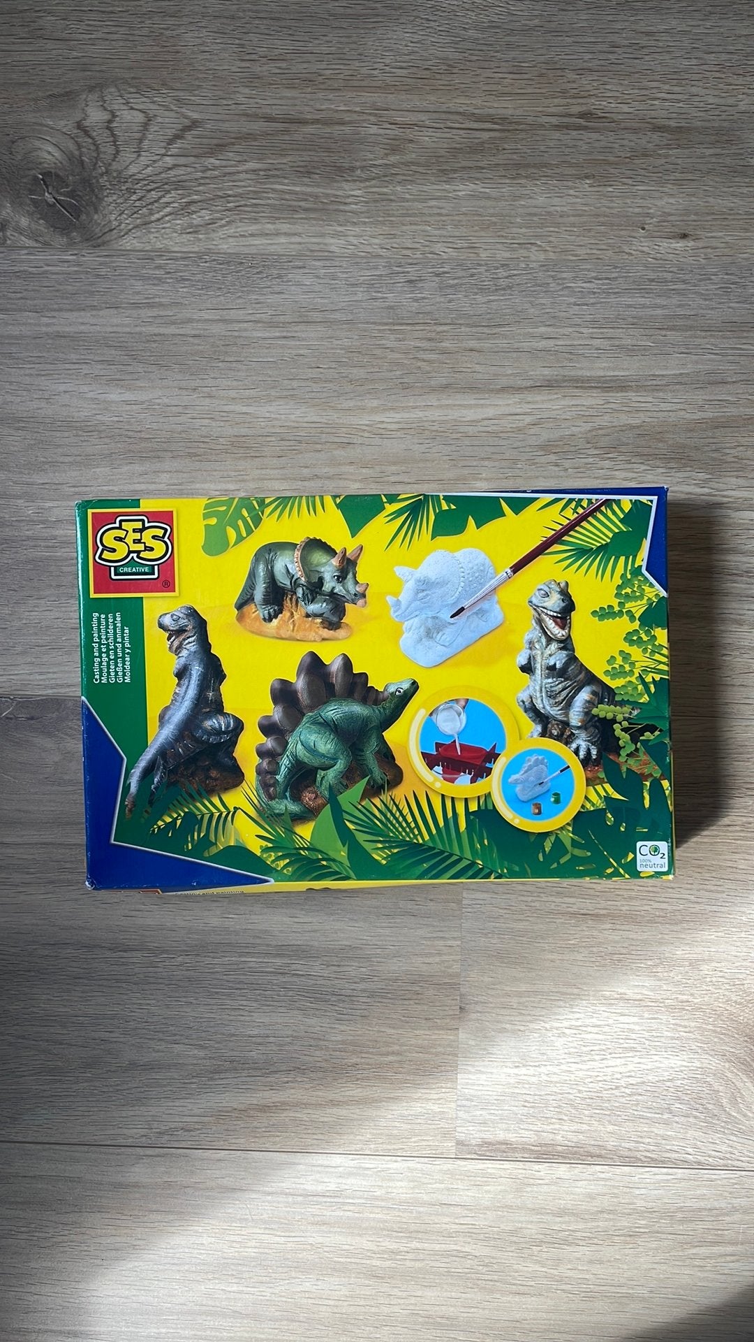 Gips dino’s maken (dichte doos), Ophalen, Nieuw