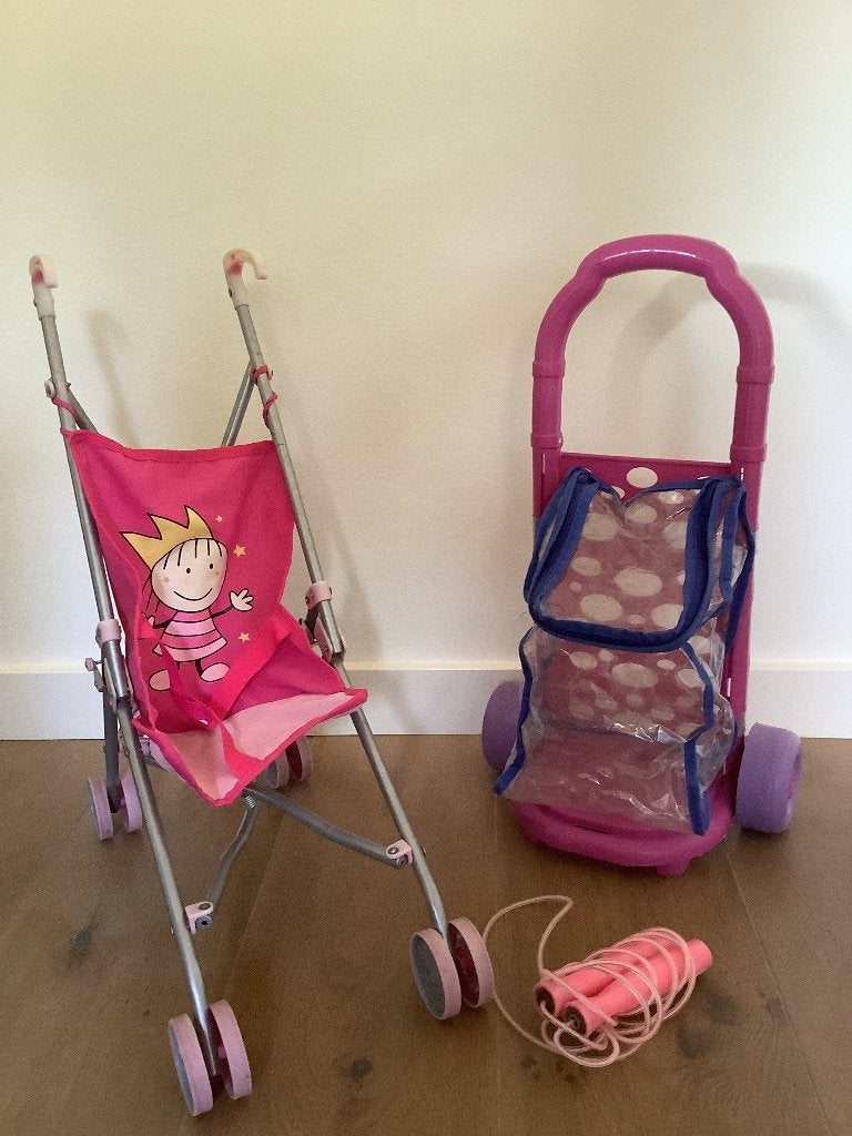 Speelgoed - buggy voor pop en  boodschapje en meer, Kinderen en Baby's, Speelgoed | Poppen, Ophalen of Verzenden, Gebruikt, Overige typen