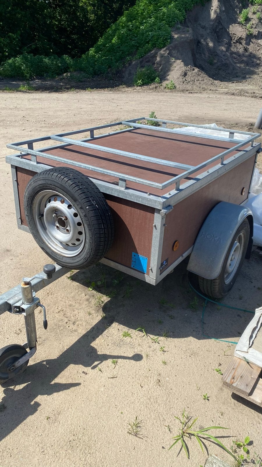 Compacte Hoka aanhanger met imperiaal en reservewiel, Auto diversen, Ophalen, Gebruikt
