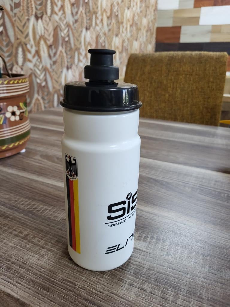 SiS Elite bidon - Science in Sport - Duitsland design, Ophalen of Verzenden, Gebruikt