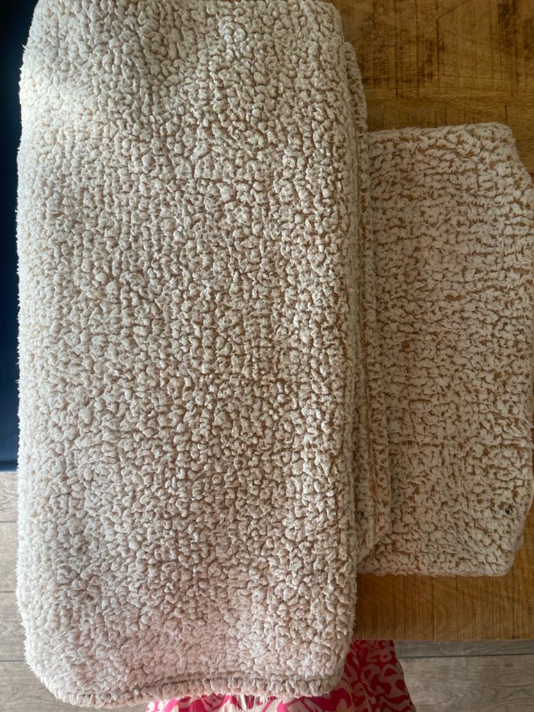 Zacht beige kussenhoesjes en plaid van teddy stof, Ophalen of Verzenden, Gebruikt, Beige, Vierkant