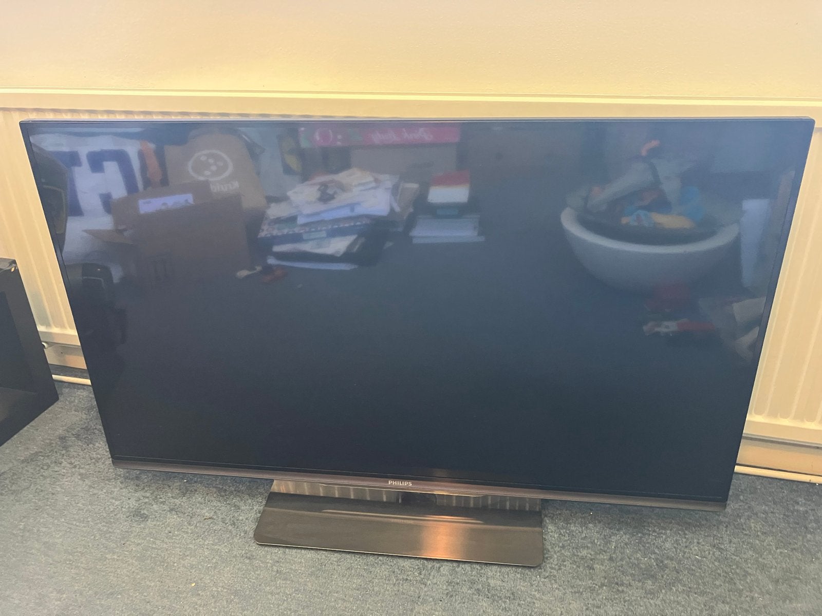 Philips TV 47 inch - defect, enkel ophalen, Ophalen, Philips, 50 Hz, 100 cm of meer