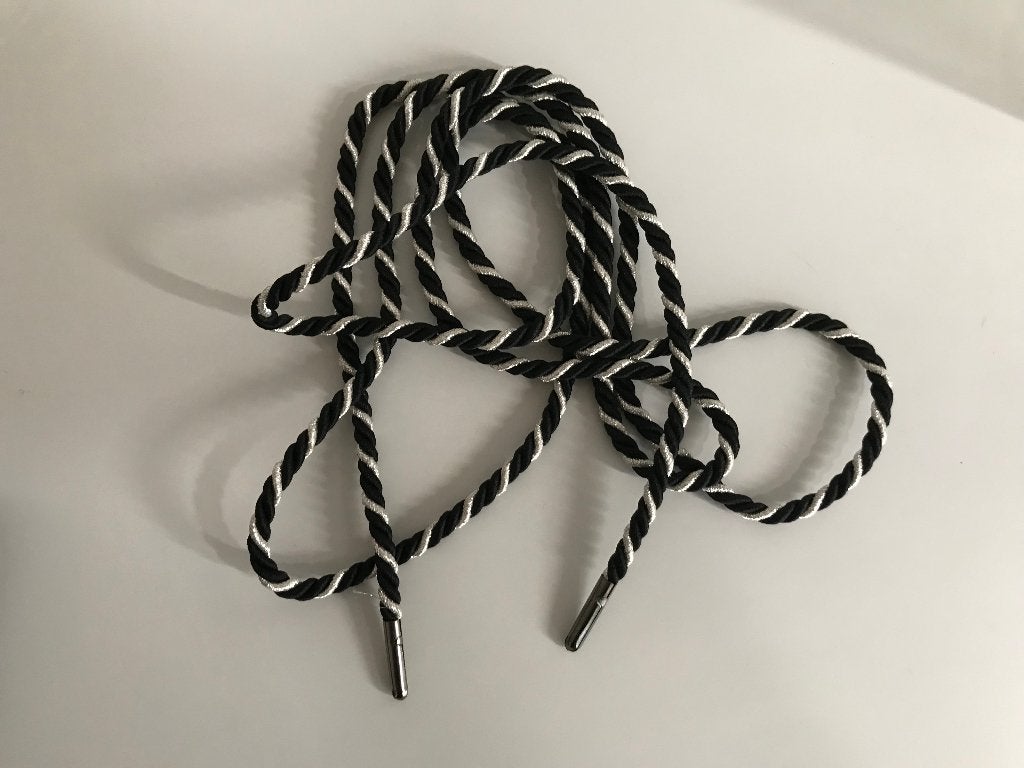 Nieuw Geisha riem bindkoord zwart lurex twisted 155 cm, Kleding | Dames, Minder dan 3 cm, Verzenden, Zwart, Nieuw