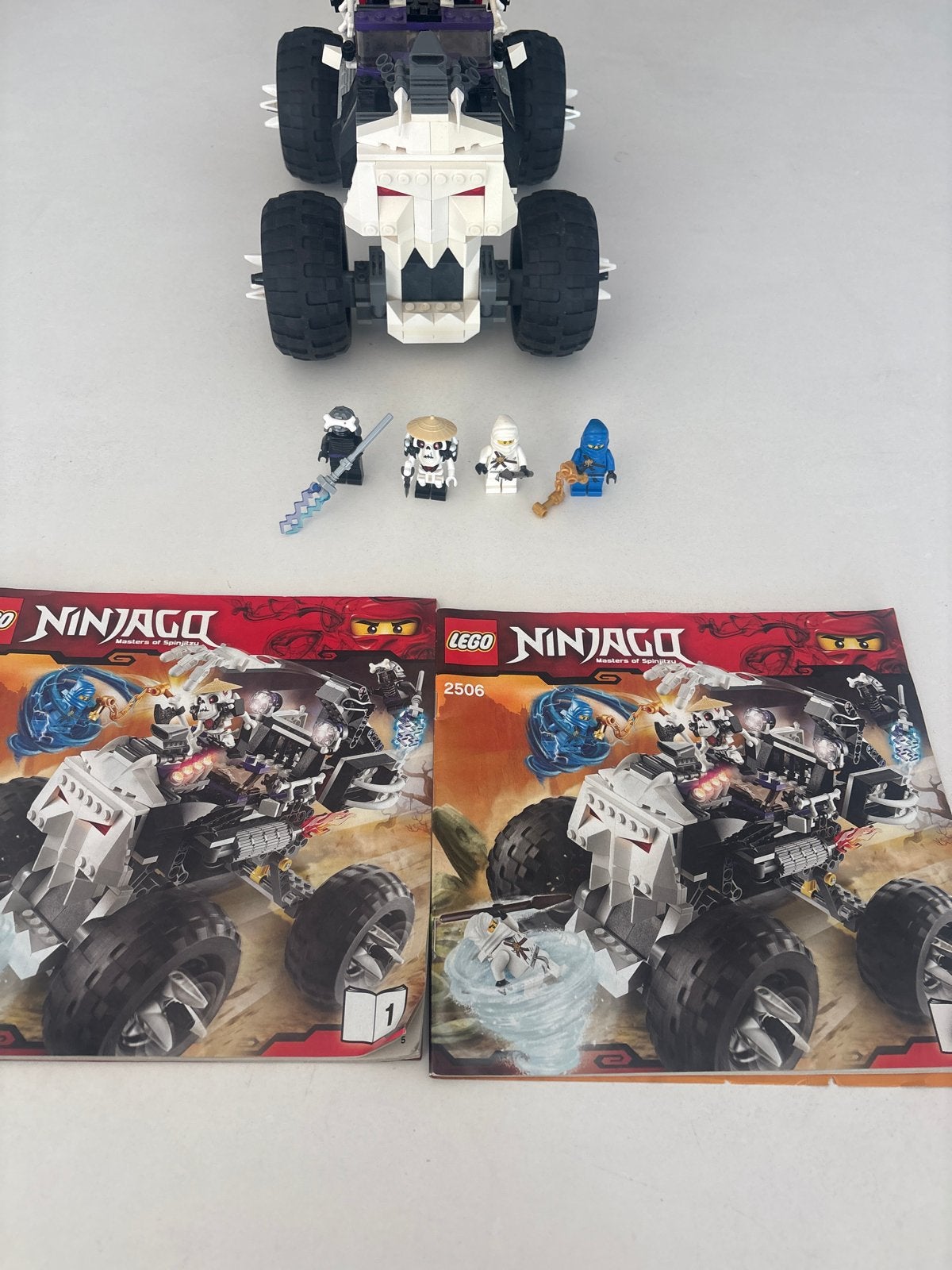 Lego Ninjago 2506 Skull Truck - Compleet met minifiguren, Gebruikt, Lego, Ophalen of Verzenden, Compleet