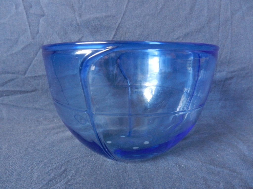 Kosta Boda blauw glazen kom ontw. Bertil Vallien Colour Acc, Antiek en Kunst, Ophalen of Verzenden