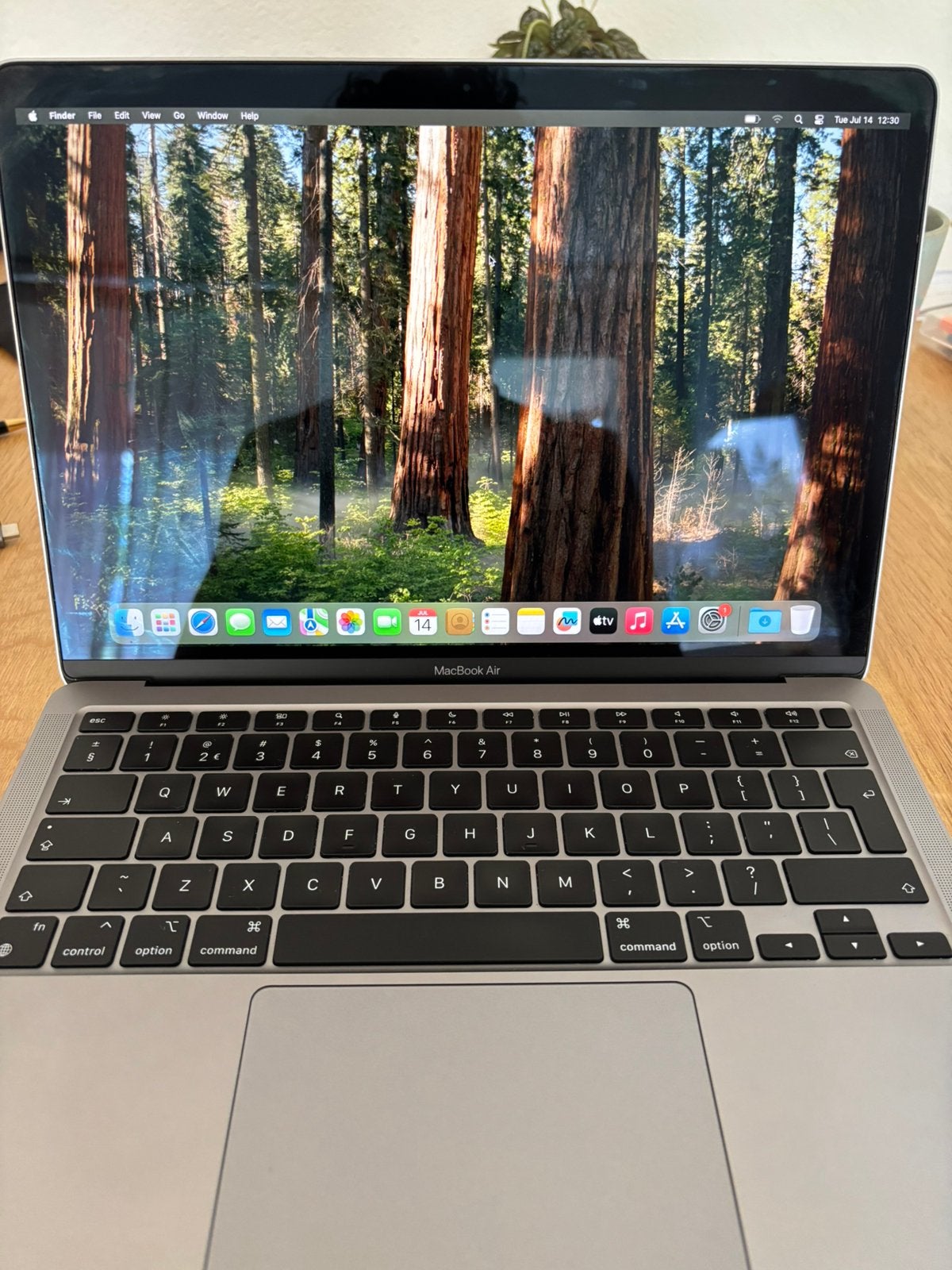 MacBook Air M1 (defect toetsenbord - verder 100% goed), Computers en Software, Apple Macbooks, Zo goed als nieuw, MacBook Air